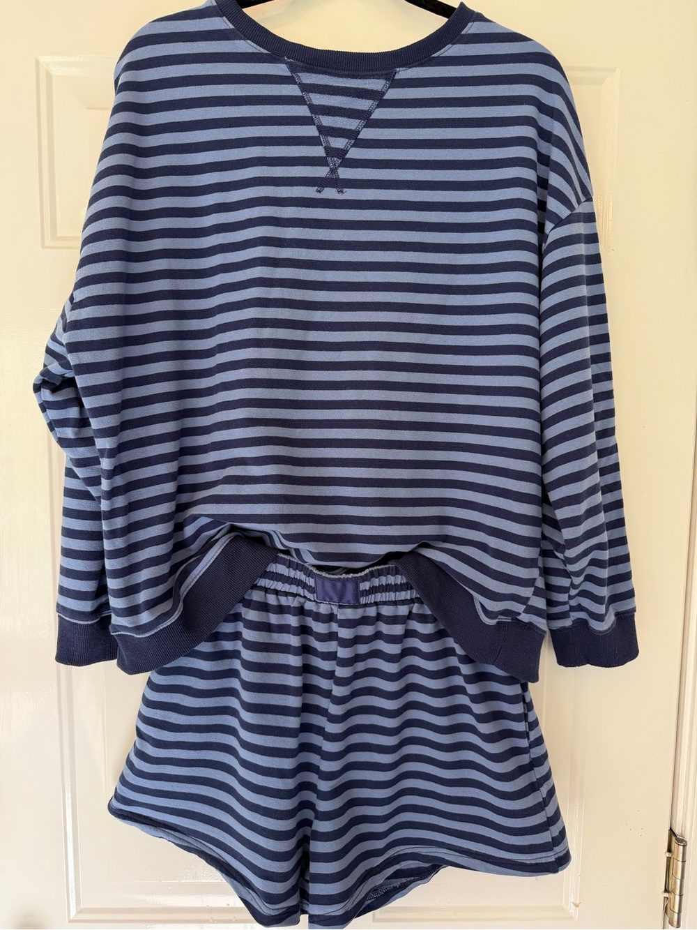 Two-Piece Matching Set Navy and Light Blue So Trendy! 97% cotton - Picture 2 of 9